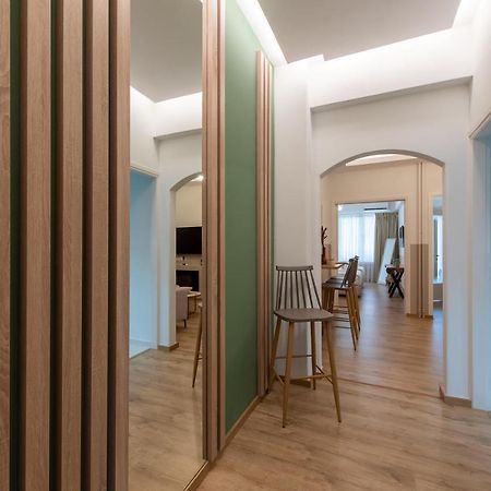 Medluxe Business Apartment أثينا المظهر الخارجي الصورة
